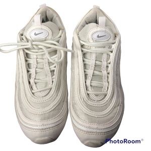 Size 7 Nike Air Max 97 Triple White 2019